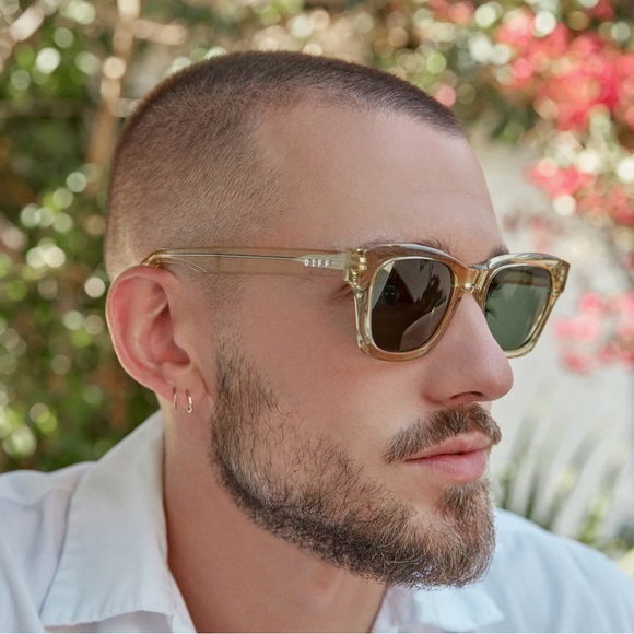 DIFF Platinum Crystal G15 Polarized Sunglasses - Picture 4 of 10